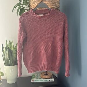 la hearts knit sweater. size XS/ small.